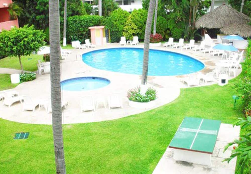 Coral Ixtapa Hotel Икстапа Екстериор снимка